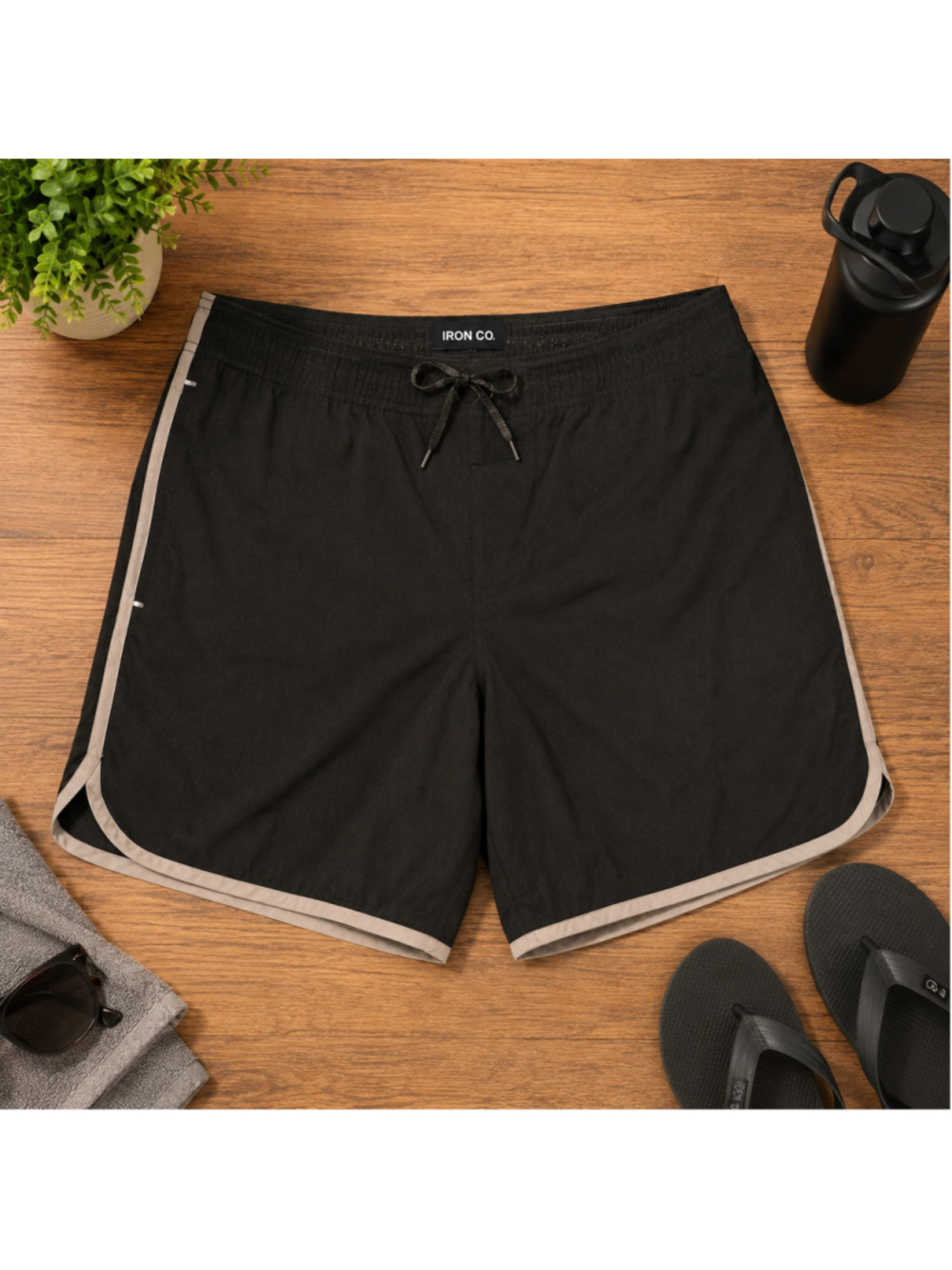 Men's Reebok Swim Trunks Size M Black and Grey